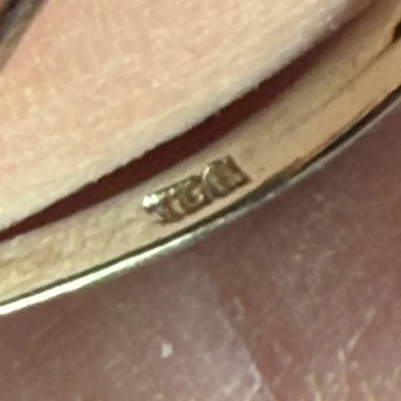 Sold - Picture 3 of 11